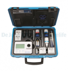 Kit with HI97115 photometer and standards in carrying case
